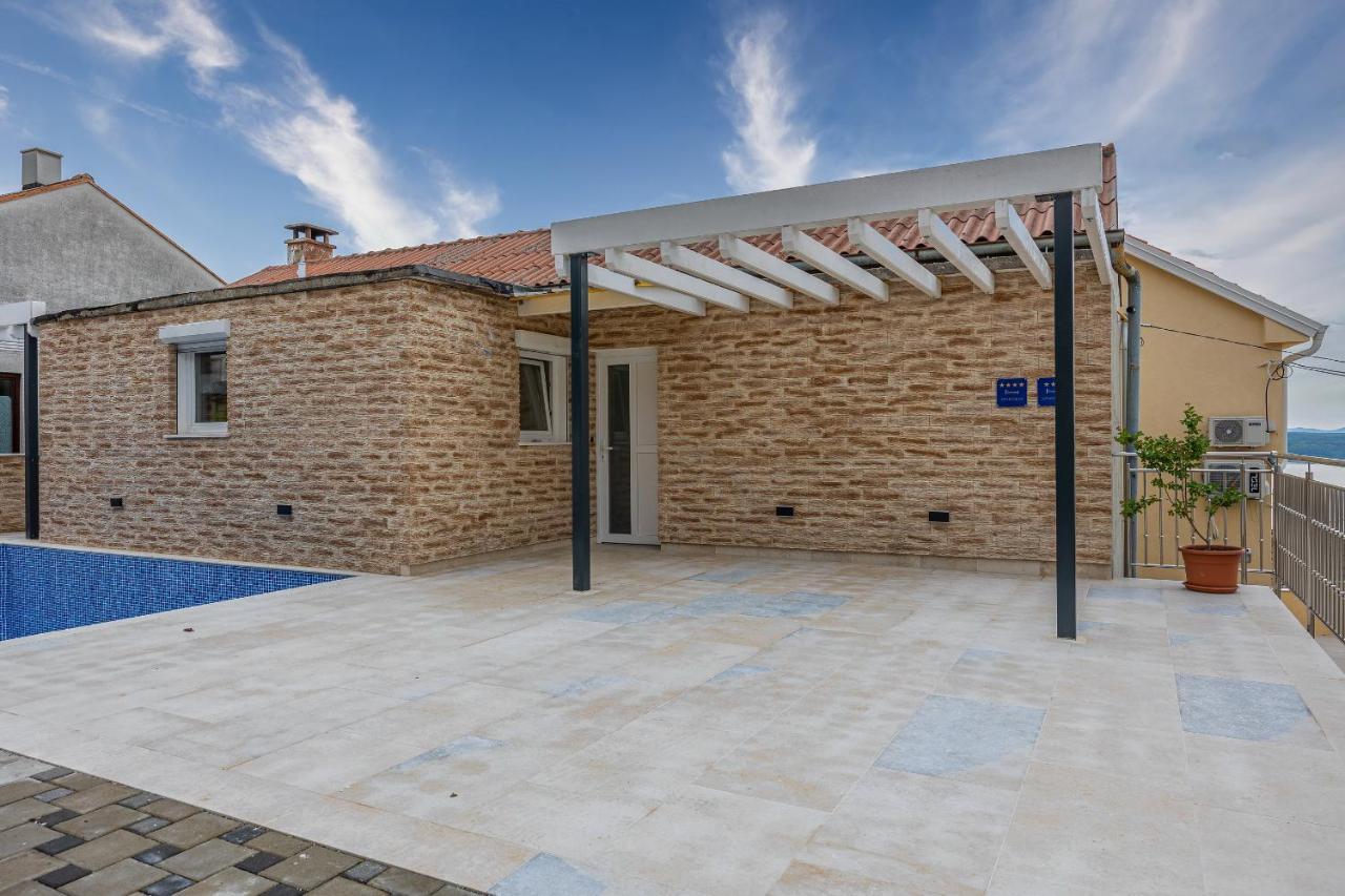 Villa Rocca Crikvenica Exteriör bild