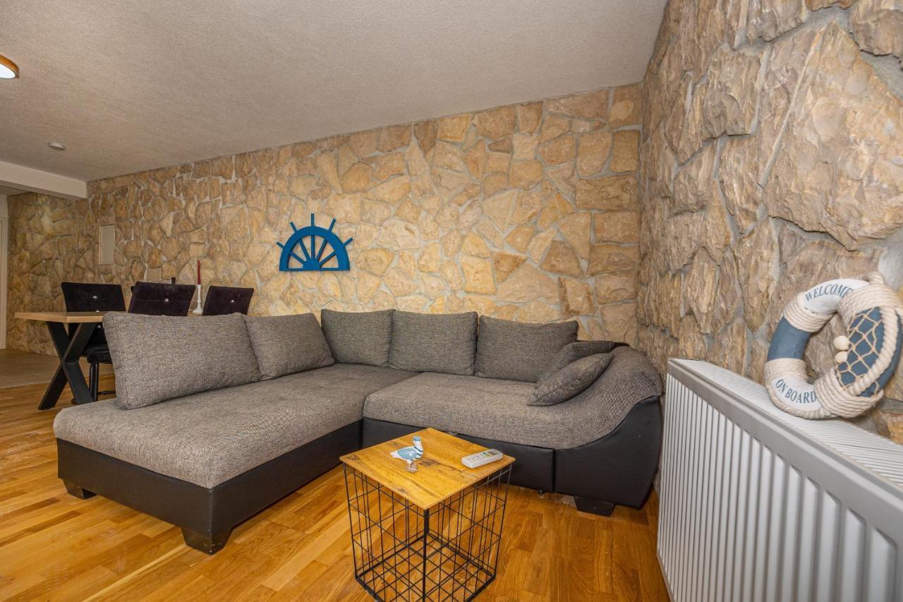 Villa Rocca Crikvenica Exteriör bild