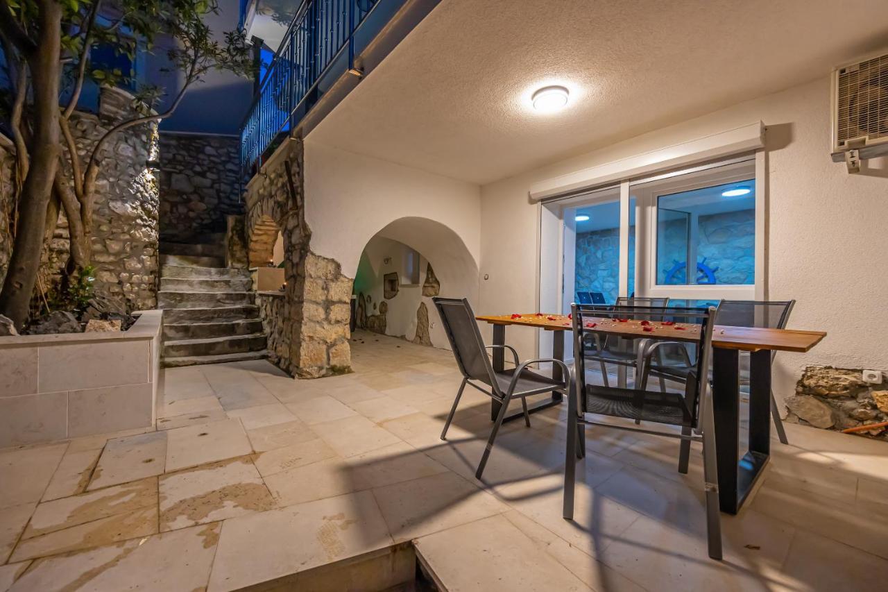 Villa Rocca Crikvenica Exteriör bild